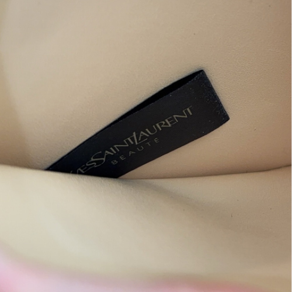 Yves Saint Laurent beauty bundle of 2pc - Picture 9 of 10